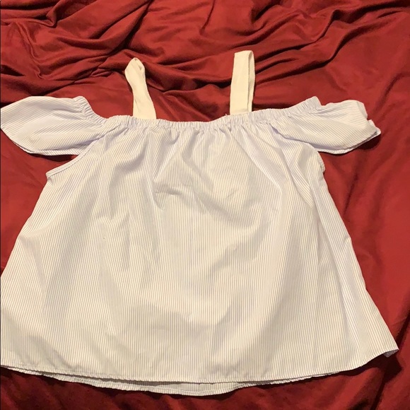 Off the shoulder top - Picture 2 of 2